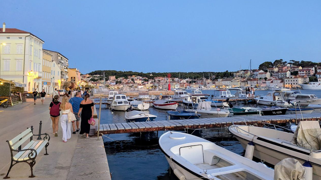 Mali Lošinj Travel Guide 2025 – Swim, Snack &amp; Breathe Croatia’s Island of Vitality